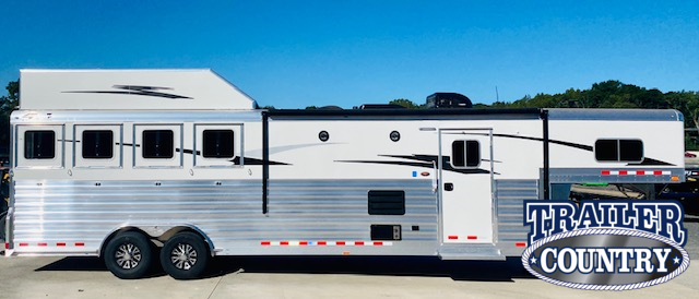 2021 4 Star Trailers 4 Horse Living Quarters Horse Trailer 2021 4 Star Trailers 4 Horse Living Quarters Horse Trailer