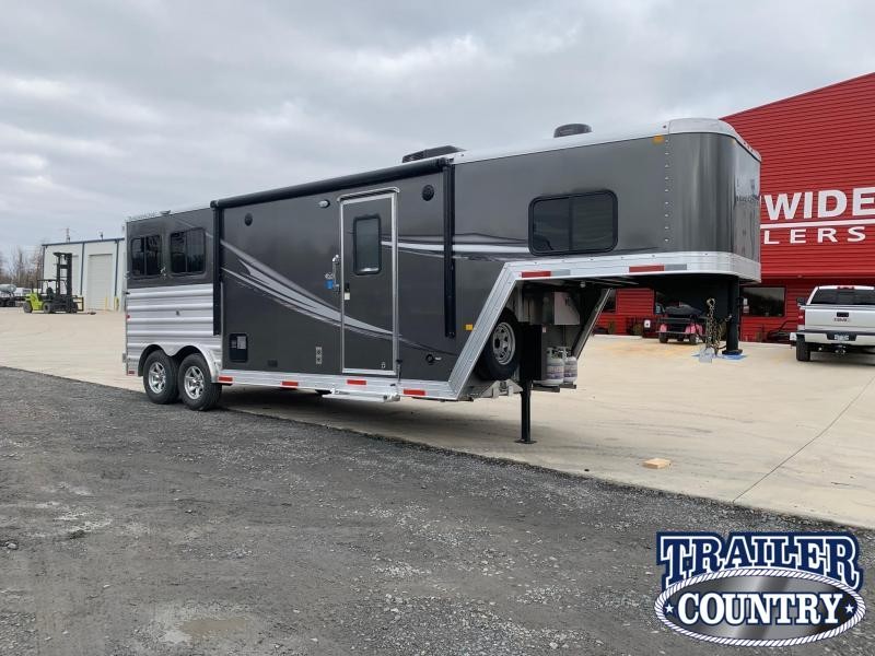 2021 Merhow Trailers Renegade 2 Horse Living Quarters Horse Trailer 2021 Merhow Trailers Renegade 2 Horse Living Quarters Horse Trailer