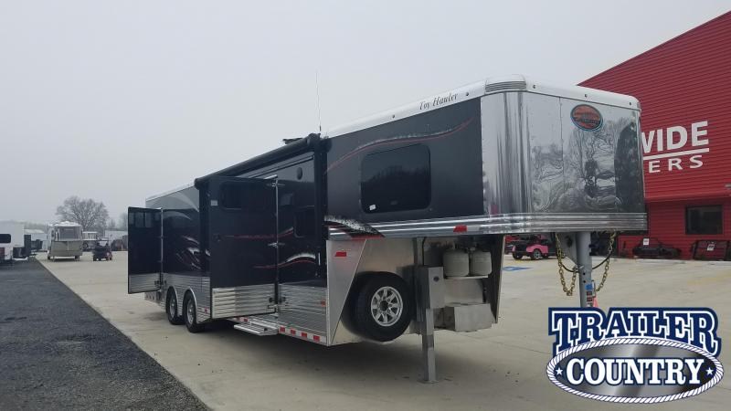 2020 Sundowner Trailers 37' Toy Hauler 2020 Sundowner Trailers 37' Toy Hauler