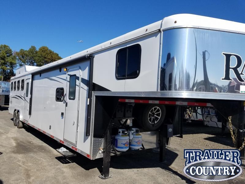 ***PRICE REDUCTION***2019 Bison LIVING QUARTERS 8411 RANGER Horse Trailer ***PRICE REDUCTION***2019 Bison LIVING QUARTERS 8411 RANGER Horse Trailer
