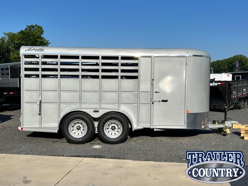 2022 Delta Manufacturing 500 3 Horse Stock Combo Horse Trailer Horse