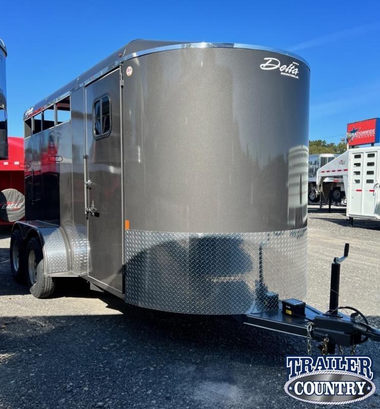 2023 Delta Manufacturing 600 2 Horse Bumper Pull Horse Trailer Living