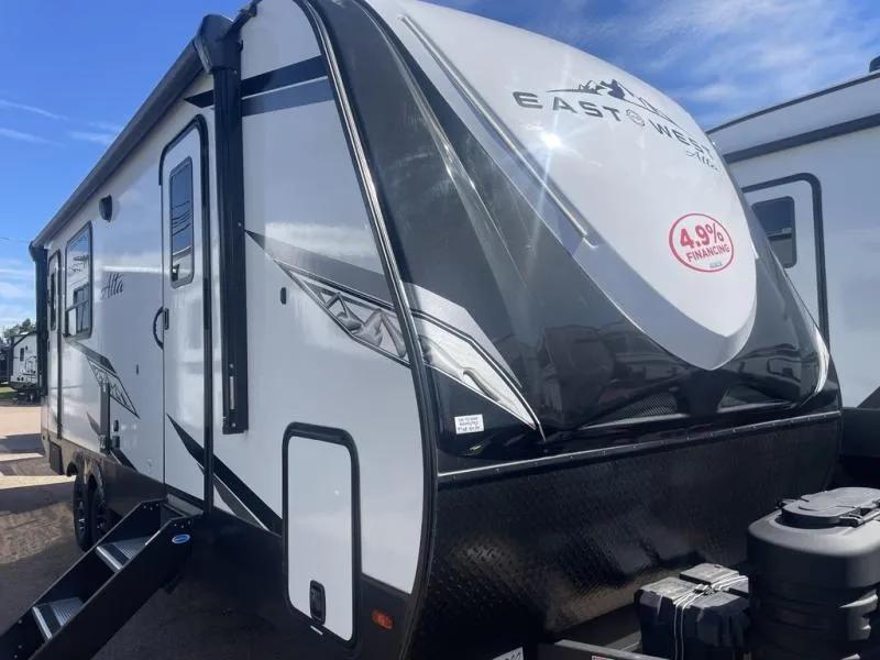 2024 East To West alta 2350krk