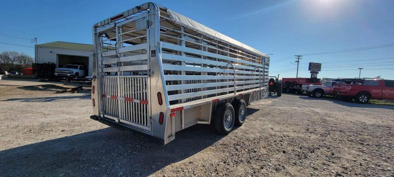 USED 2022 W-W 24' x 6'8 Aluminum with White Tarl Stock / Stock Combo Trailer USED 2022 W-W 24' x 6'8 Aluminum with White Tarl Stock / Stock Combo Trailer
