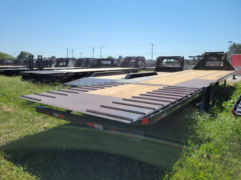 Delco 102'x36' Gooseneck Deckover 23990# Hydraulic Dovetail Delco 102'x36' Gooseneck Deckover 23990# Hydraulic Dovetail