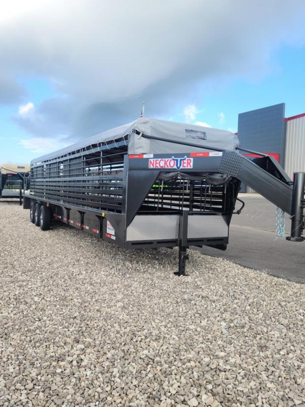 2022 Neckover Trailers 32'x6'8" Livestock / Stock Combo Trailer 2022 Neckover Trailers 32'x6'8" Livestock / Stock Combo Trailer