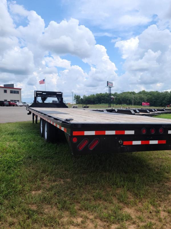 2022 Iron Bull 102"x30' Gooseneck Deckover Trailer 2022 Iron Bull 102"x30' Gooseneck Deckover Trailer