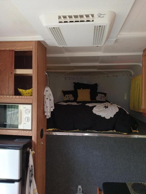 used Horse Trailers Double D  for sale, in New Haven, IN Thumbnail 3