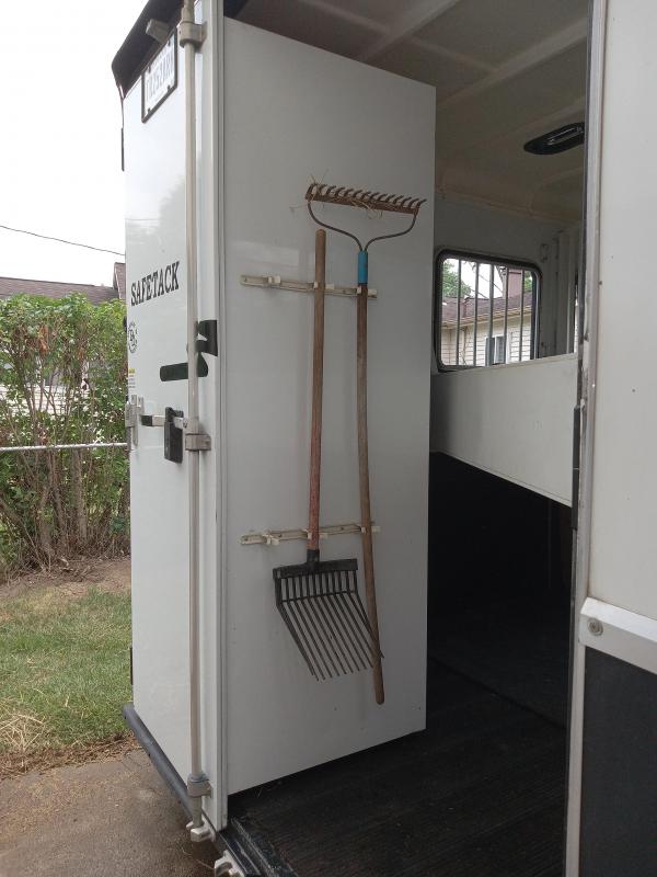 used Horse Trailers Double D  for sale, in New Haven, IN Thumbnail 13