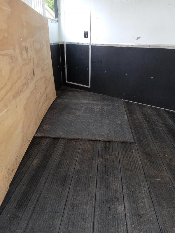 used Horse Trailers Double D  for sale, in New Haven, IN Thumbnail 15
