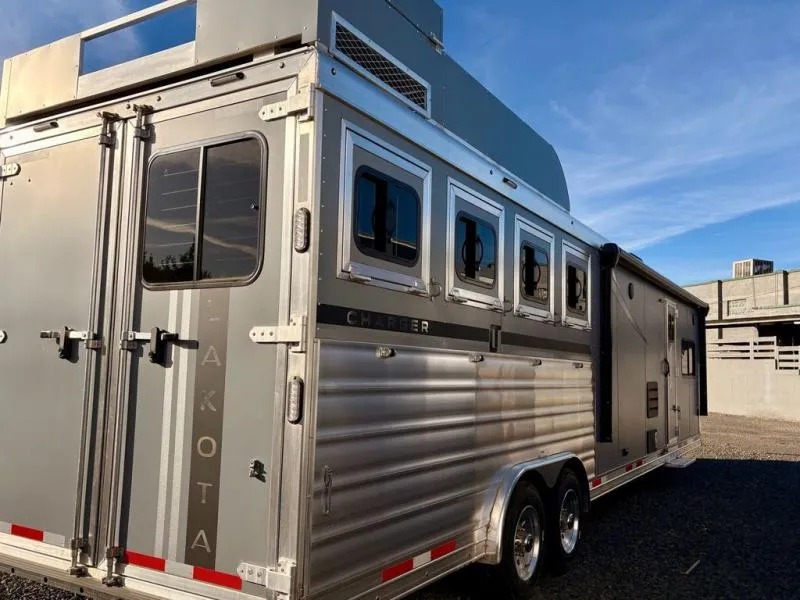 Trailer Image