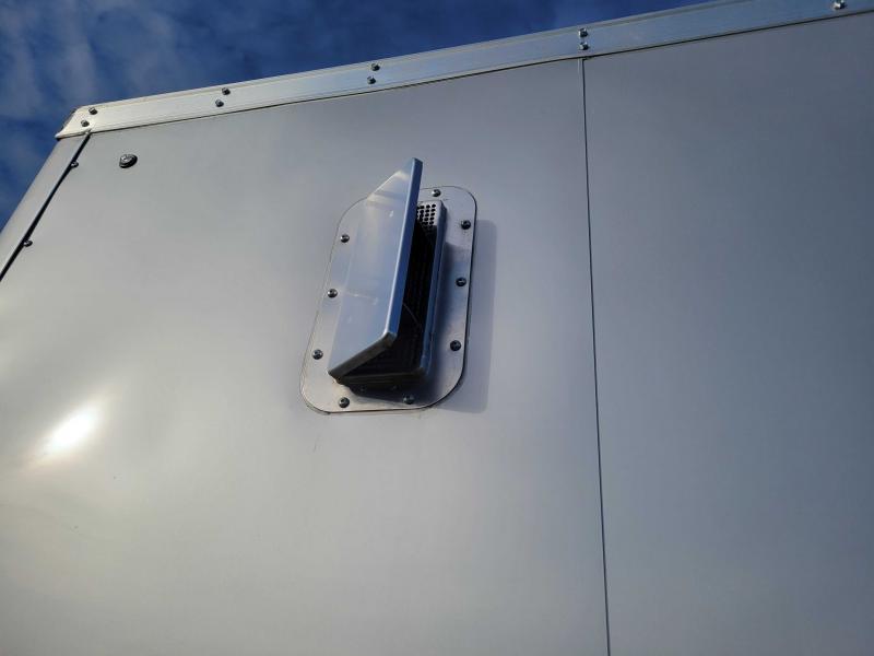 used Cargo (Enclosed) Trailers Discovery Trailers  for sale, in Hustisford, WI Thumbnail 12