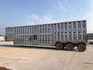 2000 Wilson 53'x102"x13'6" Tri-Axle 2000 Wilson 53'x102"x13'6" Tri-Axle