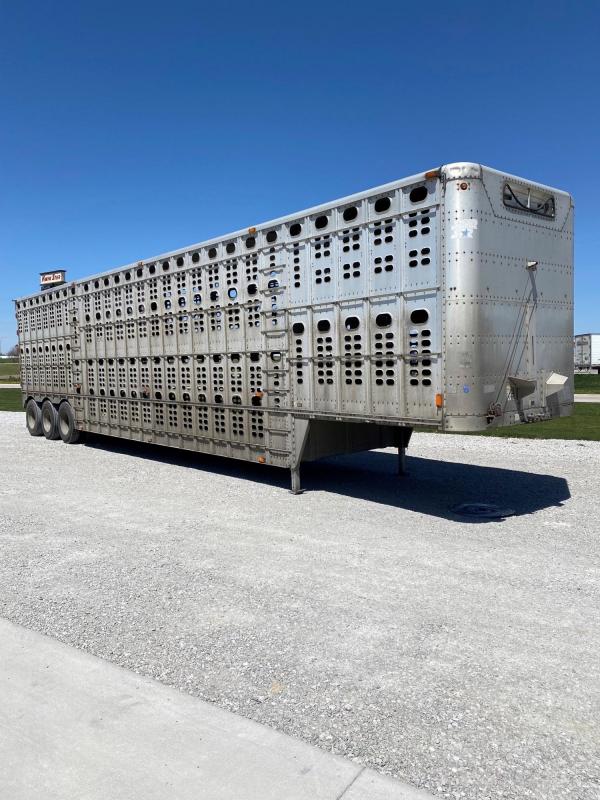 1999 Wilson 53'x102"x13'6" Tri-Axle 1999 Wilson 53'x102"x13'6" Tri-Axle