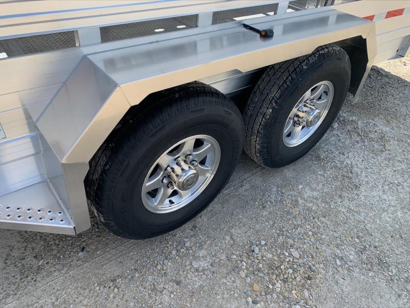 2023 EBY Maverick LS Gooseneck Trailer Eby Seymour is your local