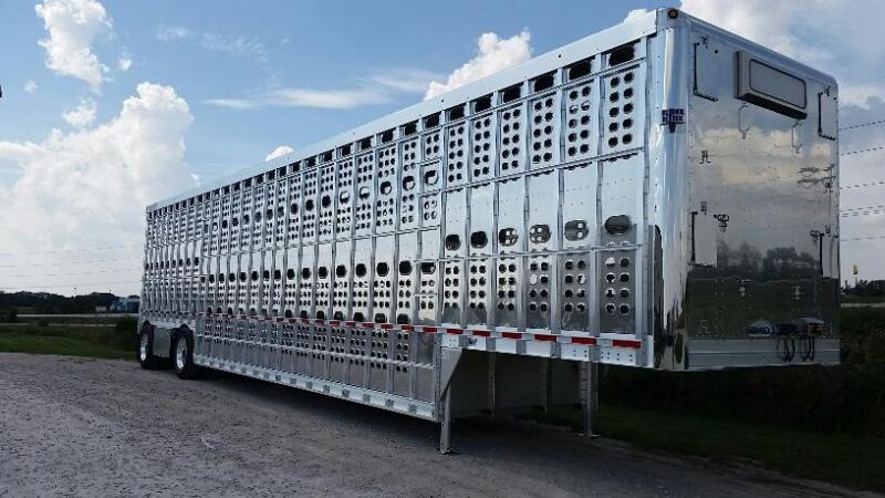 2022 EBY 53' x 102" x 13'6" Air Ride Hog Friendly Spread Pot Livestock-Semi 2022 EBY 53' x 102" x 13'6" Air Ride Hog Friendly Spread Pot Livestock-Semi