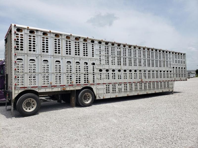 2004 Wilson Trailer Company Pot Livestock Trailer 2004 Wilson Trailer Company Pot Livestock Trailer