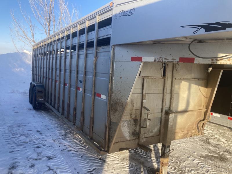 2007 Titan Trailers 7x24 Livestock Stock / Stock Combo Trailer 2007 Titan Trailers 7x24 Livestock Stock / Stock Combo Trailer