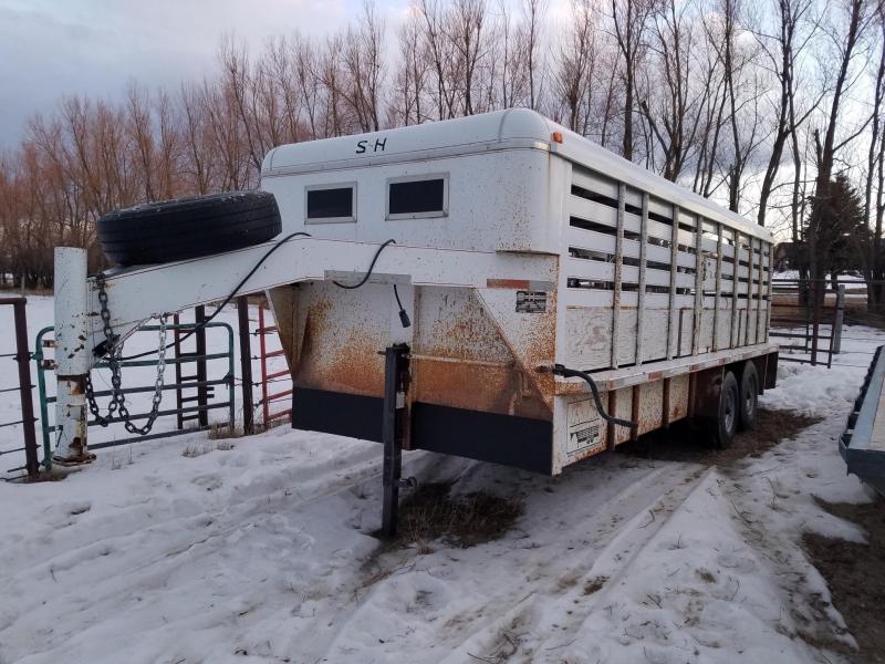 1994 S&H 20' Steel Gooseneck Livestock Trailer 1994 S&H 20' Steel Gooseneck Livestock Trailer