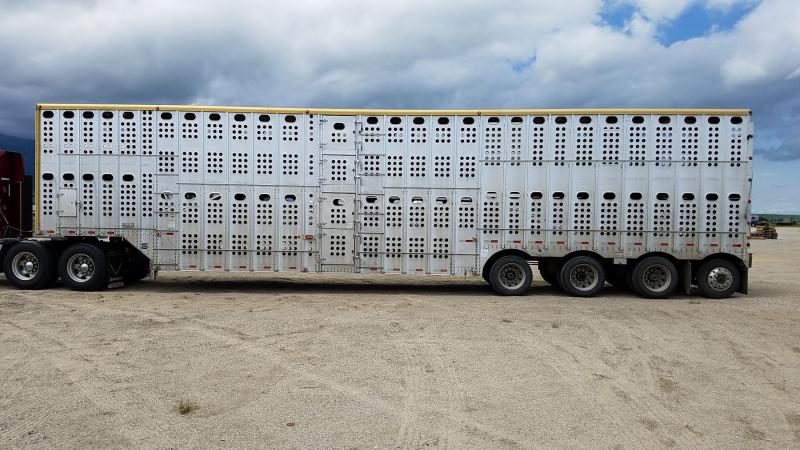 2009 Merritt Used 2009 Merritt 53' Livestock Semi Trailer Pot Livestock-Semi 2009 Merritt Used 2009 Merritt 53' Livestock Semi Trailer Pot Livestock-Semi