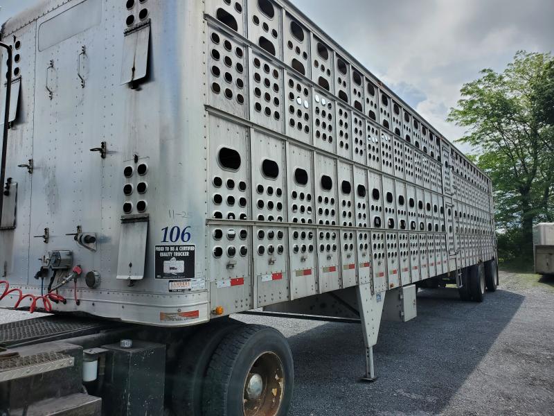 EBY 2006 EBY 53' Drop Livestock Semi Ser. #1012535 Livestock-Semi EBY 2006 EBY 53' Drop Livestock Semi Ser. #1012535 Livestock-Semi
