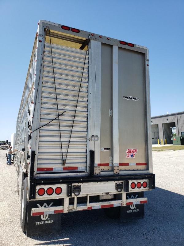 2017 Wilson Trailer Company Spread Pot Livestock Trailer 2017 Wilson Trailer Company Spread Pot Livestock Trailer