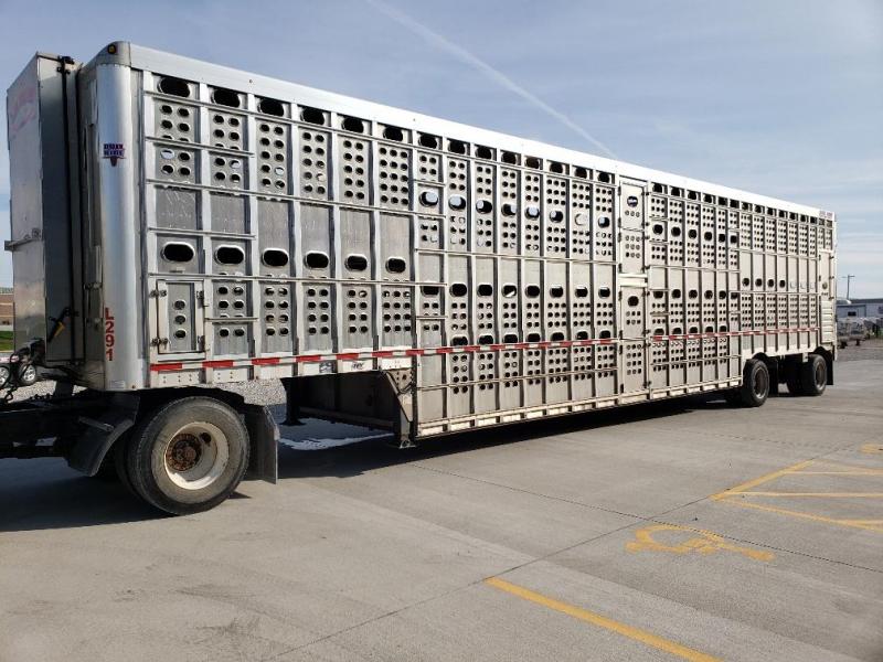 2019 EBY Bull Ride 53'x102"x13'6" Spread 1/2 rail in belly 2019 EBY Bull Ride 53'x102"x13'6" Spread 1/2 rail in belly