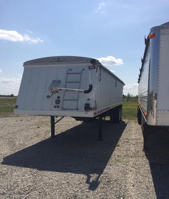 2015 Neville Hopper Grain Hopper 2015 Neville Hopper Grain Hopper
