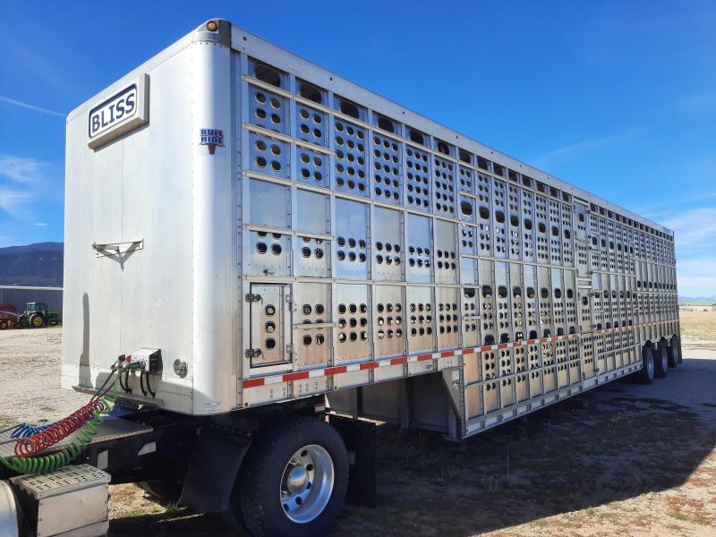 2019 EBY BULL RIDE Livestock Trailer 2019 EBY BULL RIDE Livestock Trailer