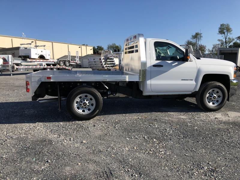 EBY 7' x 84-1/8" Big Country Flatbed EBY 7' x 84-1/8" Big Country Flatbed