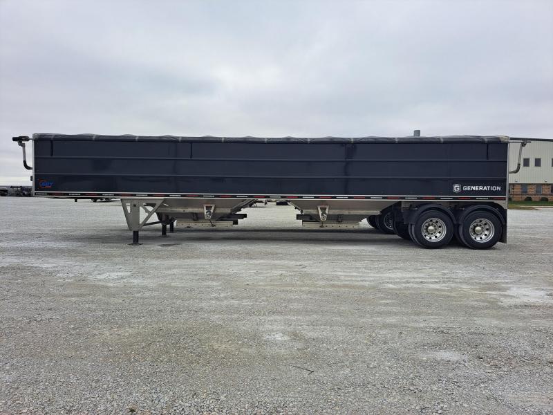 2021 EBY Generation 42'x102"x66" Grain Hopper 2021 EBY Generation 42'x102"x66" Grain Hopper