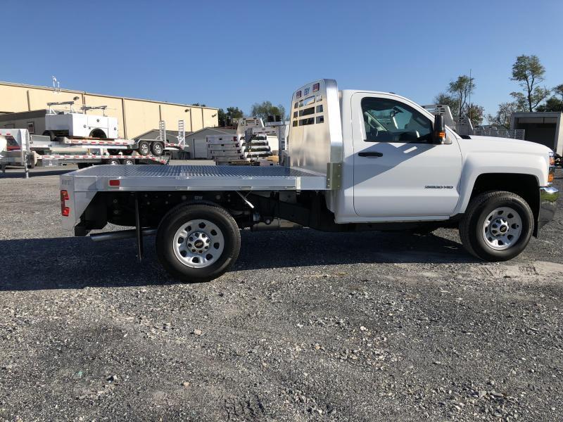 EBY 7' x 84-1/8" Big Country Flatbed EBY 7' x 84-1/8" Big Country Flatbed