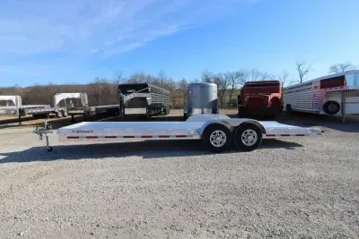 2025 Featherlite Trailers 3110-0024