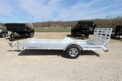 2025 Featherlite Trailers 1693-SA14
