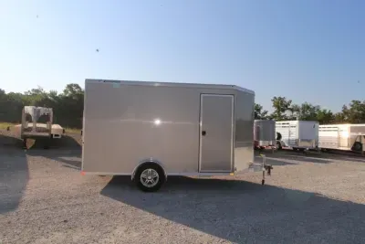 2025 Featherlite Trailers 1610-6712