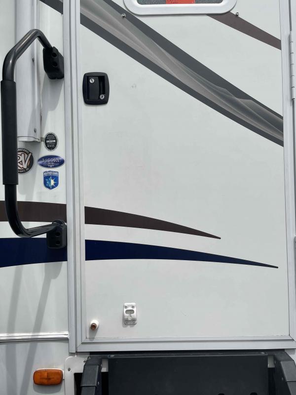 2012 Heartland RV Bighorn 3455RL Fifth Wheel Campers RV 2012 Heartland RV Bighorn 3455RL Fifth Wheel Campers RV