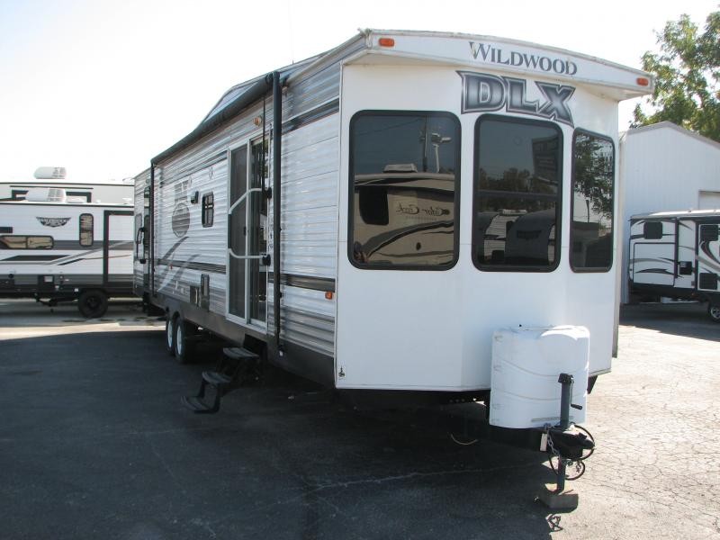 2014 Forest River Wildwood DXL 39FDEN Destination Trailer 2014 Forest River Wildwood DXL 39FDEN Destination Trailer