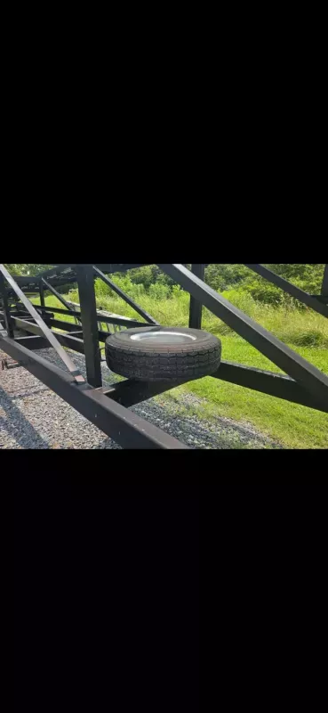 used Equipment / Flatbed Trailers Kaufman Trailers  for sale, in Charlotte, NC Thumbnail 9