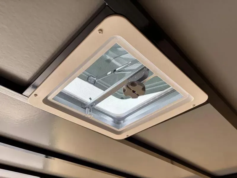 new Cargo (Enclosed) Trailers Diamond Cargo  for sale, in Middletown, OH Thumbnail 9