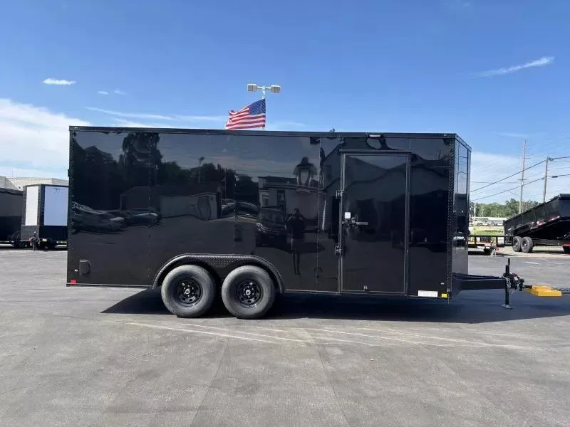 2026 Diamond Cargo 8.5 x 18' TA V-Nose Enclosed Trailer / 5 Year Warranty