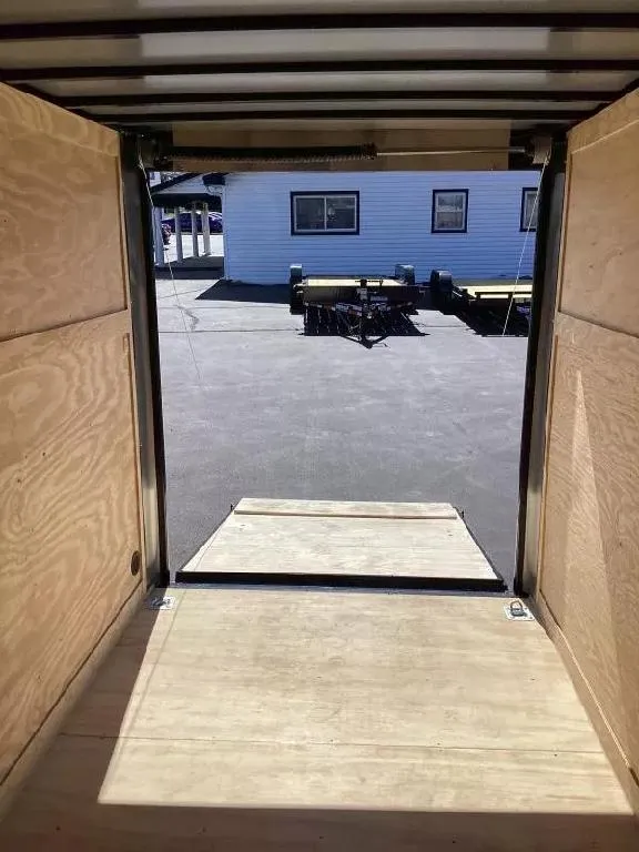 new Cargo (Enclosed) Trailers Diamond Cargo  for sale, in Middletown, OH Thumbnail 6