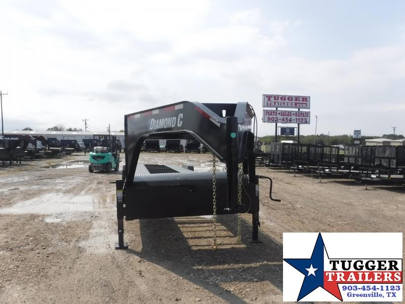 2021 Diamond C Trailers 82x38 MVC GN Car / Racing Trailer 2021 Diamond C Trailers 82x38 MVC GN Car / Racing Trailer