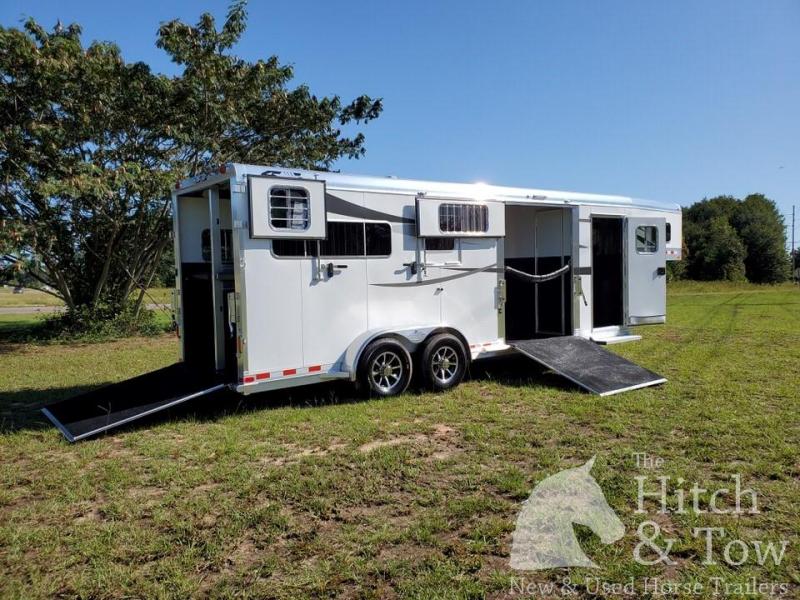 2021 4-Star Trailers Runabout Horse Trailer 2021 4-Star Trailers Runabout Horse Trailer