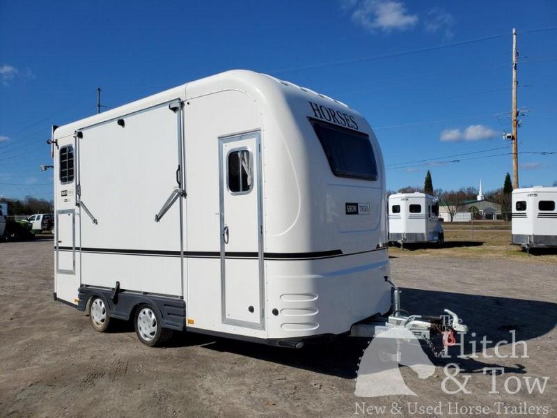 2016 Other Equi-Trek Show-Treka Horse Trailer 2016 Other Equi-Trek Show-Treka Horse Trailer
