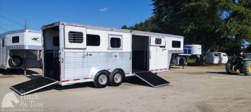 2014 Adam Gooseneck Horse Trailer 2014 Adam Gooseneck Horse Trailer