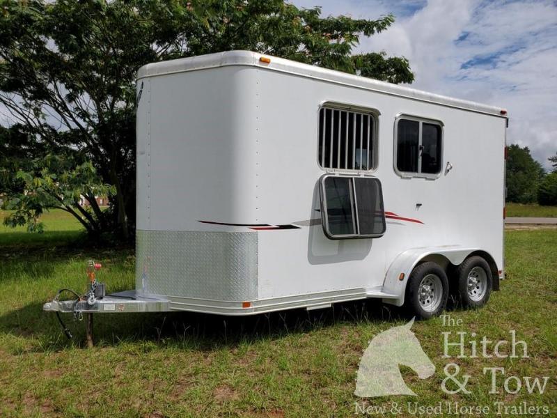 2011 Featherlite FeatherLite Horse Trailer 2011 Featherlite FeatherLite Horse Trailer