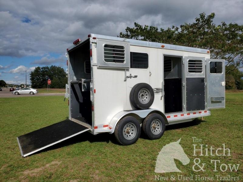 2005 Dream Coach Trailers LLC Dream Coach Horse Trailer 2005 Dream Coach Trailers LLC Dream Coach Horse Trailer
