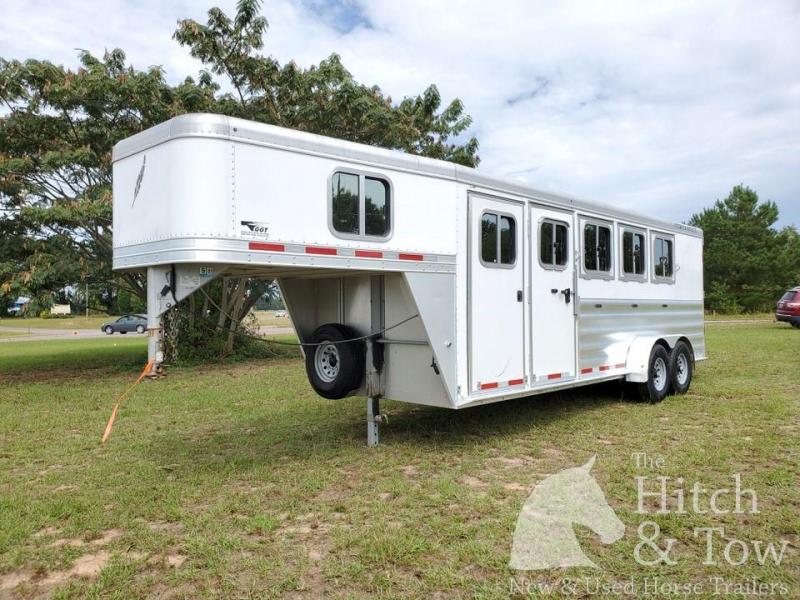 2011 Featherlite Gooseneck Horse Trailer 2011 Featherlite Gooseneck Horse Trailer