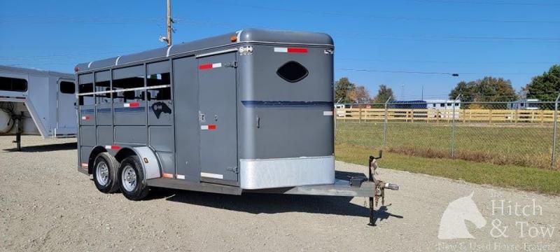 2002 S and H Trailers Stock Combo Horse Trailer 2002 S and H Trailers Stock Combo Horse Trailer