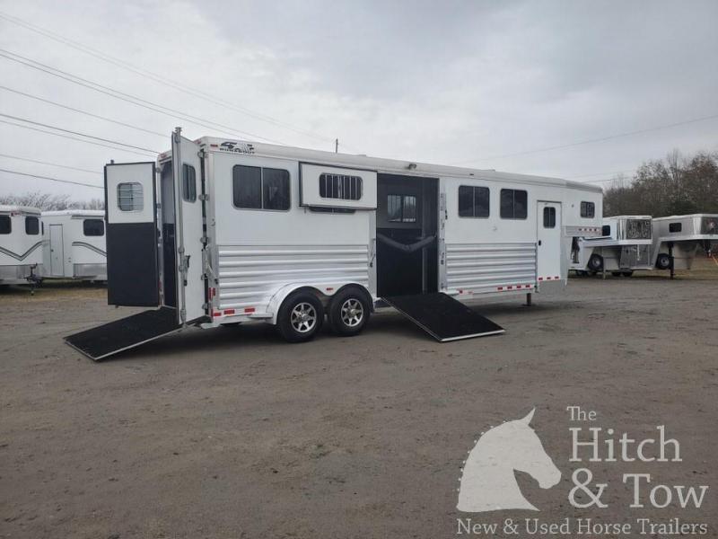 2014 4-Star Trailers Runabout Horse Trailer 2014 4-Star Trailers Runabout Horse Trailer